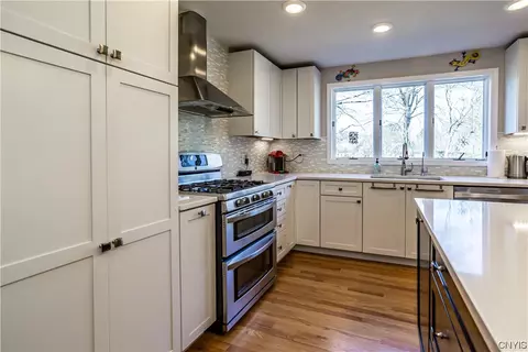 5013 Woodside Rd, Fayetteville, NY 13066 photo 11