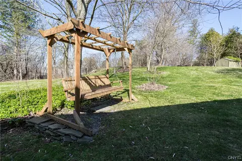 5013 Woodside Rd, Fayetteville, NY 13066 photo 35