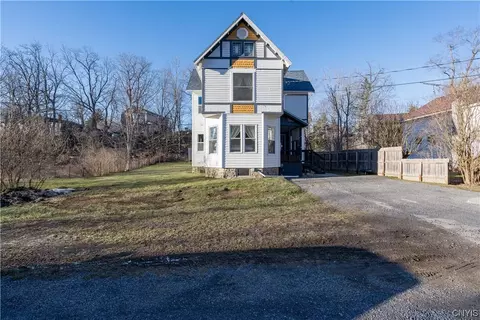 12199 Mill St, Henderson, NY 13650