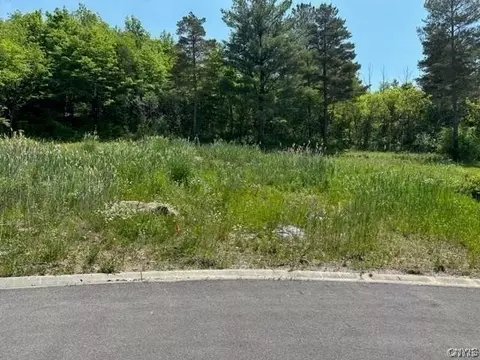 5876 Night Wind Cir, Onondaga, NY 13078