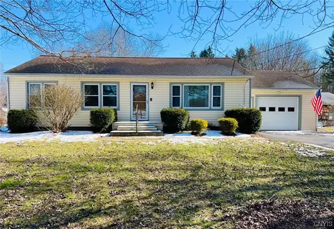 6514 N Manlius Rd, Kirkville, NY 13082
