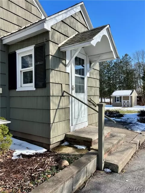 Exterior - 4124 Sholtz Rd, Oneida, NY 13421 photo 3 of 10
