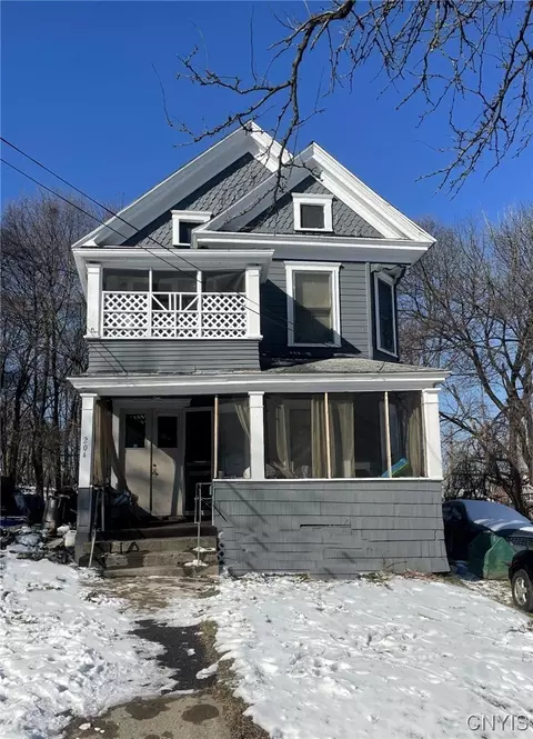 204 Allen St, Syracuse, NY 13210