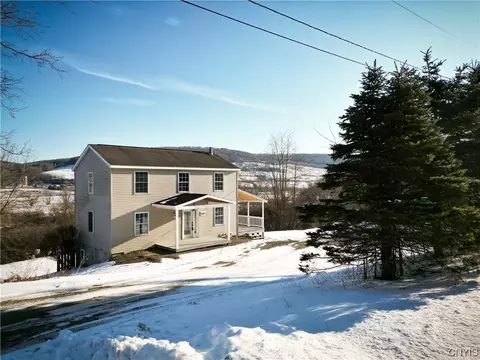 3565 W Cheningo Rd, Truxton, NY 13158