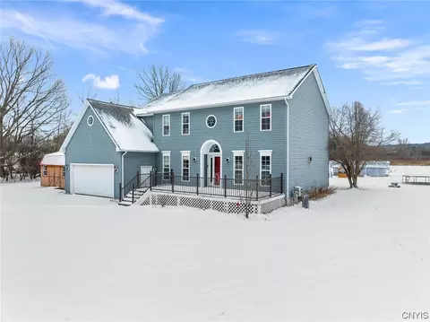 7520 Roberts St, Lenox, NY 13032