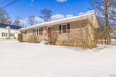 7774 Park Ave, Trenton, NY 13354