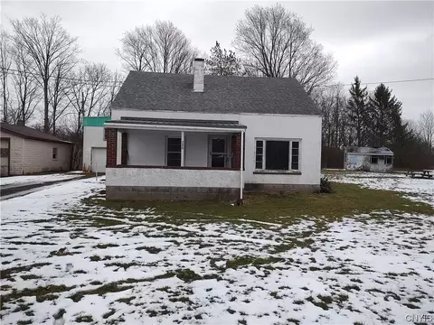 200 Dunning Ave, Auburn, NY 13021
