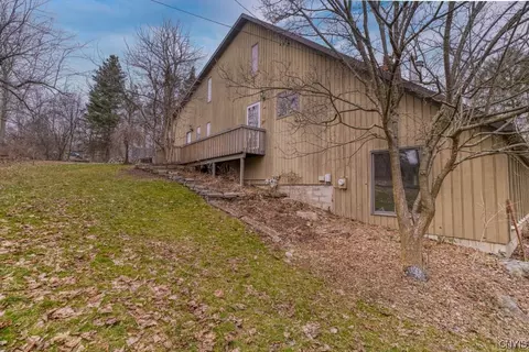 4454 Kasson Rd, Onondaga, NY 13215