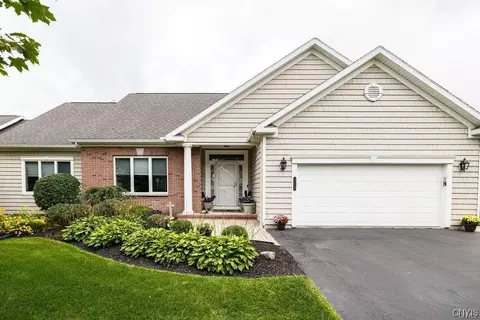 112 Edwards Falls Ln, Manlius, NY 13104