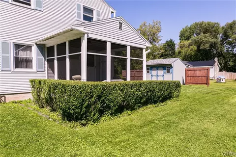 475 Sylvan St, Oneida, NY 13421 photo 4