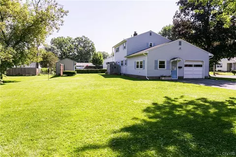 475 Sylvan St, Oneida, NY 13421 photo 2