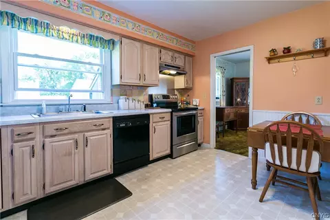 475 Sylvan St, Oneida, NY 13421 photo 13