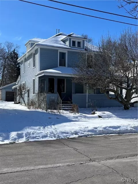 225 Thieme Pl, Utica, NY 13502
