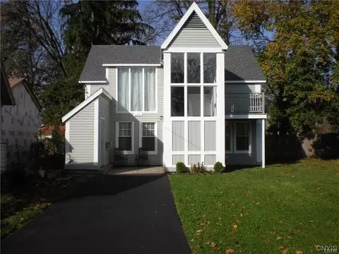 126 Grove St, Syracuse, NY 13207