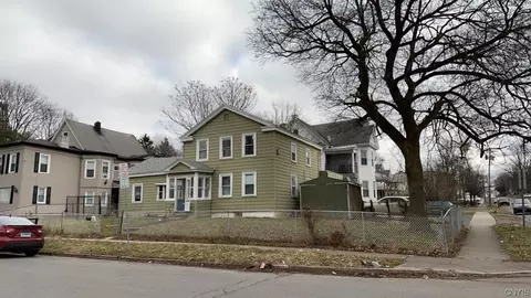 600 Turtle St, Syracuse, NY 13208