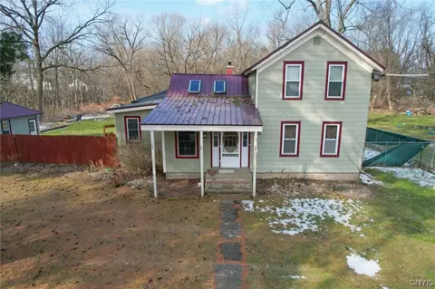 17 Powers Ave, Lacona, NY 13083