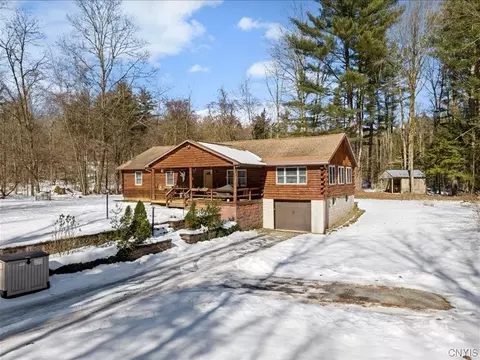 3605 Oswego Rd, Vienna, NY 13308