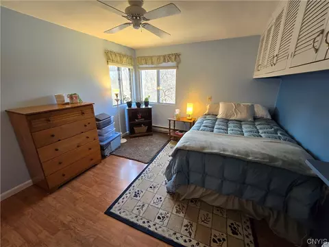 71 Watertree Dr, East Syracuse, NY 13057 photo 2
