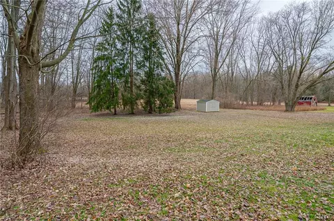Exterior - 7819 River Rd, Lysander, NY 13027 photo 7 of 7