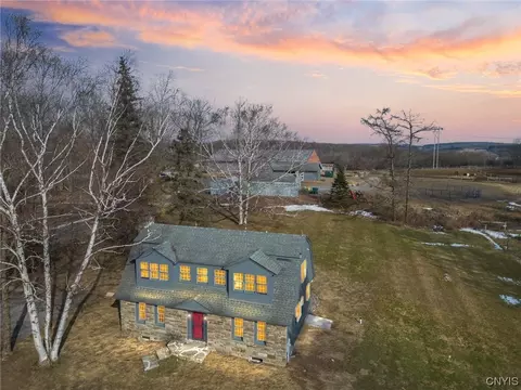 3956 Nelson Heights Rd, Nelson, NY 13035