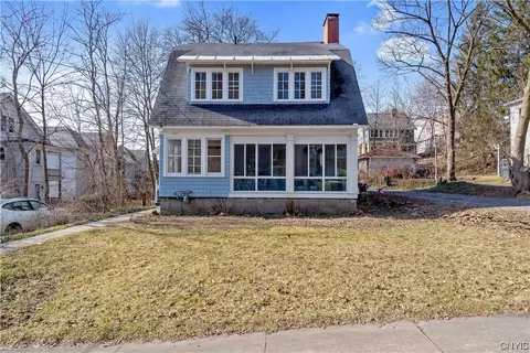 736 Ackerman Ave, Syracuse, NY 13210