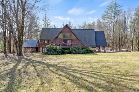 265 Kipp Rd, Parish, NY 13131