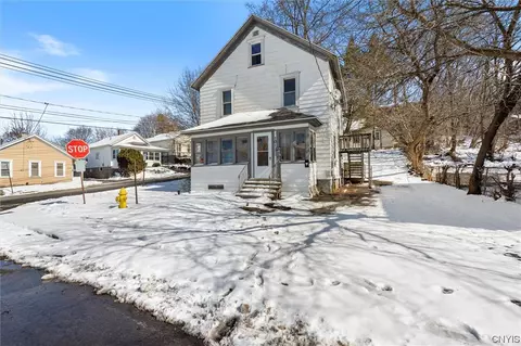 101 King Ave, Geddes, NY 13209
