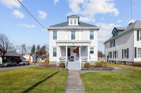 2322 Genesee St, Utica, NY 13502