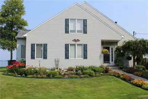 7605 Tuttle Rd, Bridgeport, NY 13030