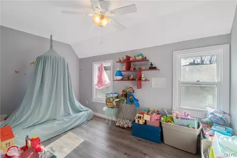 Bedroom - 504 Main St, Schroeppel, NY 13135 photo 4 of 7