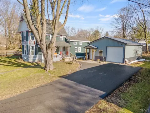 Exterior - 504 Main St, Schroeppel, NY 13135 photo 7 of 7