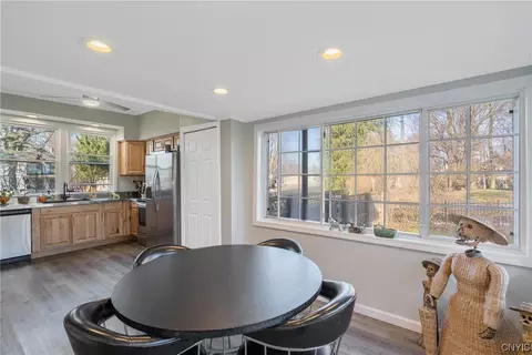 Dining - 504 Main St, Schroeppel, NY 13135 photo 2 of 3
