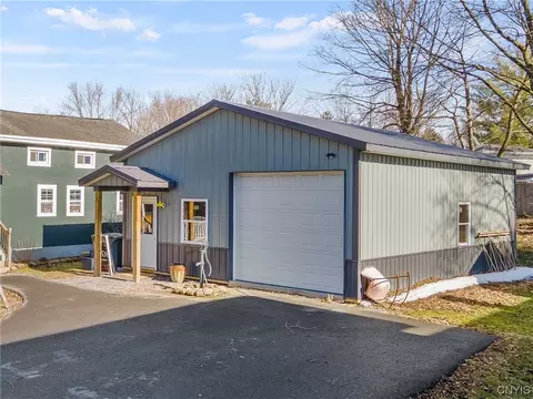 Exterior - 504 Main St, Schroeppel, NY 13135 photo 5 of 7