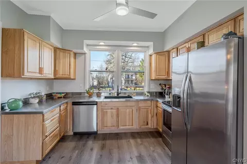 Kitchen - 504 Main St, Schroeppel, NY 13135 photo 6 of 7