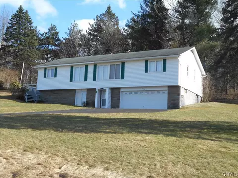752 Sherman Rd N, Virgil, NY 13045