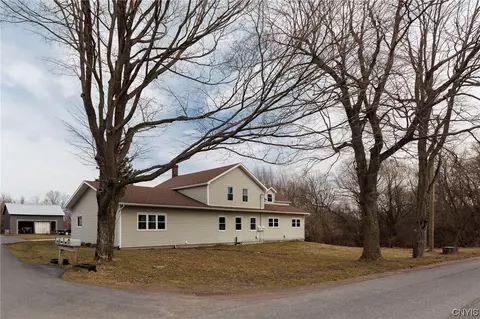 28389 Ridge Rd, Rutland, NY 13601