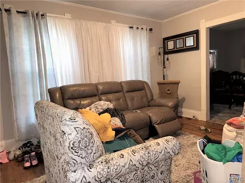 902 Avery Ave, Syracuse, NY 13204 photo 5