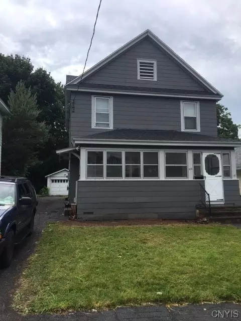 935 Wadsworth St, Syracuse, NY 13208