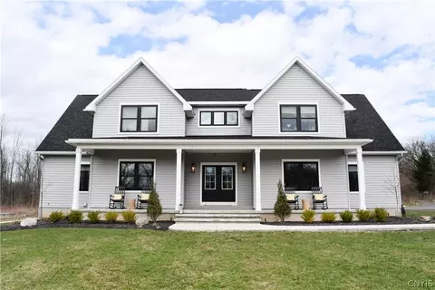 50 Fairway Dr, Owasco, NY 13021