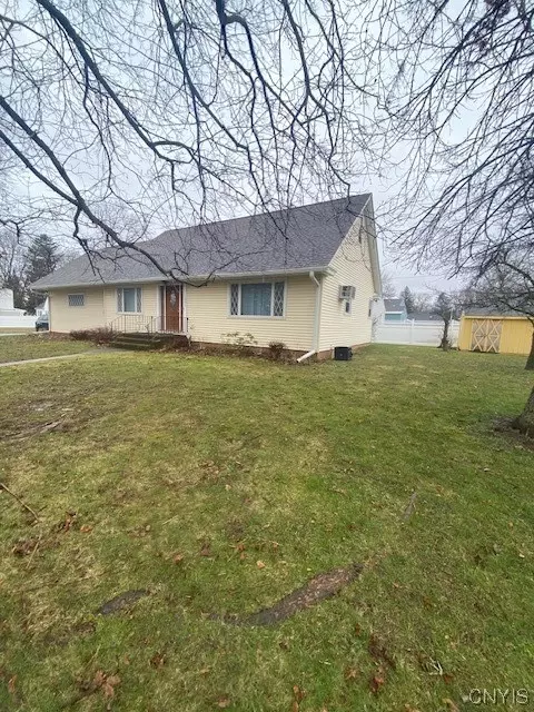 1601 De Peyster St, Utica, NY 13501