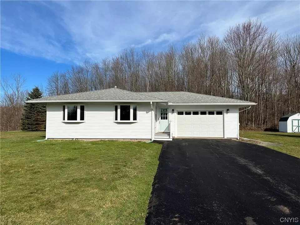 52 Ridgeway Sites Ave, Oswego, NY 13126 | 25 Photos - Movoto