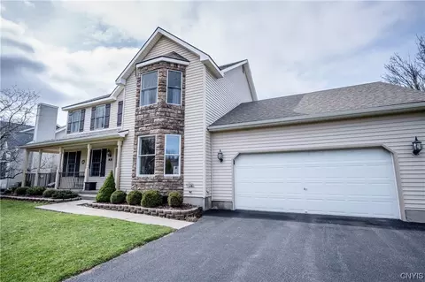 38 Kingsley Ct, Whitestown, NY 13492