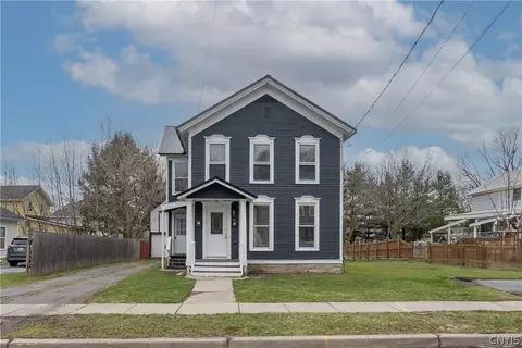 609 Mundy St, Watertown, NY 13601