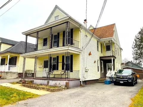 946 Cherry St, Utica, NY 13502