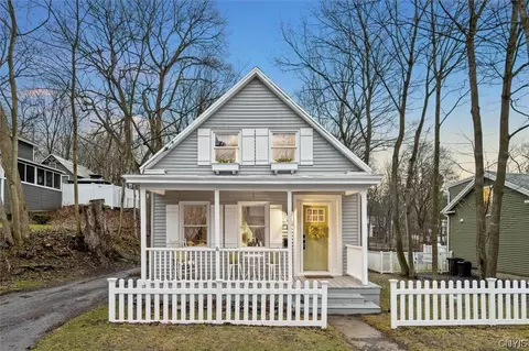 6 Kellogg St, Kirkland, NY 13323