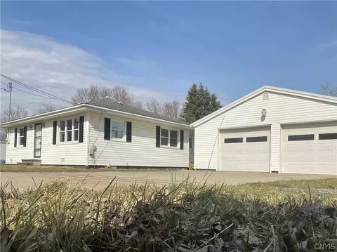 262 Ellisburg St, Sandy Creek, NY 13145
