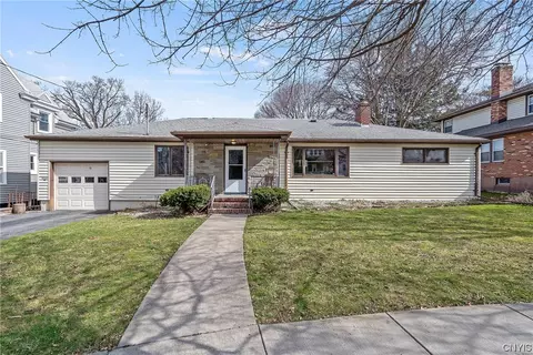 278 Ross Park, Syracuse, NY 13208