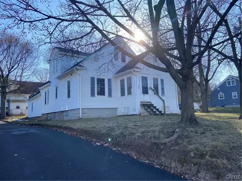 511 Montrose Ave, Geddes, NY 13219