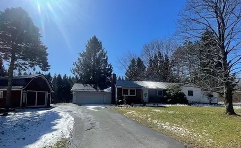 807 Van Buskirk Gulf Rd, Newfield, NY 14867