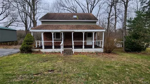 3291 County Route 57, Volney, NY 13126